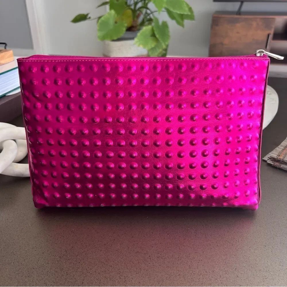 GEAR Vibrant Pink Textured 80’s Classic Dylan Clutch